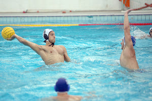 Στιγμιότυπο από το ματς ΟΦΗ- Ιωνικός