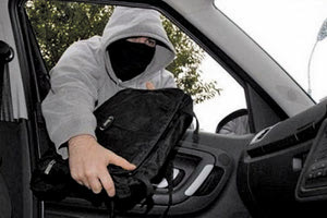 ΔΙΑΡΡΗΞΕΙΣ ΑΥΤΟΚΙΝΗΤΩΝ