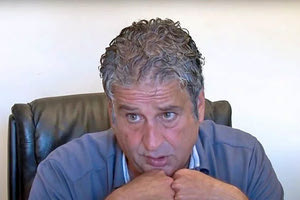 Στην άσκηση ποινικής δίωξης για το αδίκημα της διασποράς ψευδών ειδήσεων μέσω διαδικτύου κατ’ εξακολούθηση, σε βάρος του δικηγόρου Νίκου Αντωνιάδη π