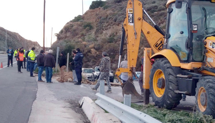  Αναστάτωση χθες σε σχέση με τους κόμβους σε Αγία Πελαγία και Αχλάδα