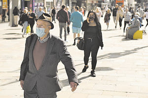 Αν η κατάσταση βγει εκτός ελέγχου με νεκρούς και διασωληνωμένους, κανείς δεν μπορεί να αποκλείσει νέο lockdown