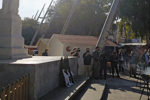 Με επιμνημόσυνη δέηση και κατάθεση στεφάνων στο Μνημείο του Άγνωστου Στρατιώτη τιμήθηκε χθες στο Ηράκλειο η επέτειος της Εθνικής Αντίστασης.