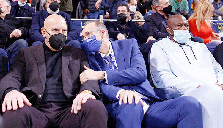 Ο Γκάλης με τον κ. Λιόλιο και τον Ίνγκραμ