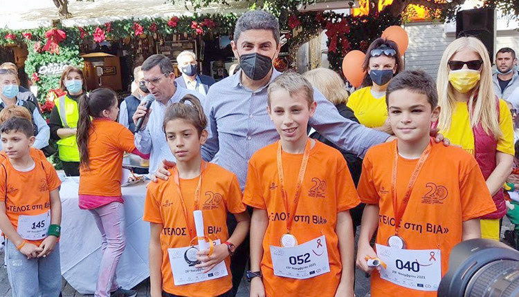 Ο κ. Αυγενάκης στις απονομές