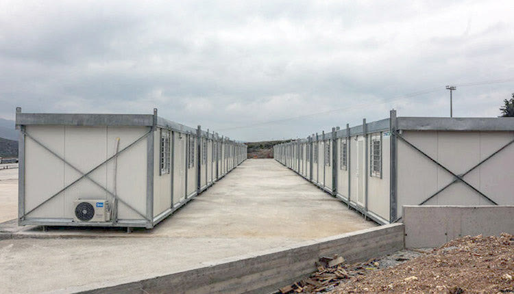 ΟΙΚΙΣΚΟΙ ΣΤΟ ΑΡΚΑΛΟΧΩΡΙ