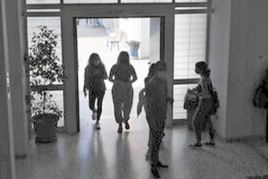 σχολείο self-test για τους μαθητές