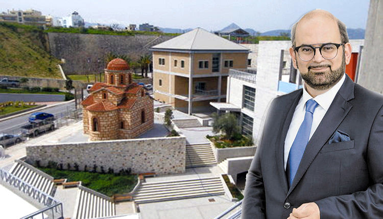 Ο αρχιμουσικός και καλλιτεχνικός διευθυντής του ΠΣΚΗ, Μύρωνας Μιχαηλίδης