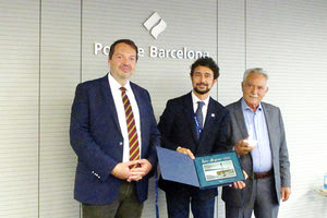 ο Πρόεδρος του Οργανισμού Λιμένος Ηρακλείου  Ιωάννης Βαρδαβάς και ο Διευθύνων Σύμβουλος του ΟΛΗ Μηνάς Παπαδάκης, στα πλαίσια της 59η Γενικής Συνέλευσης της  MEDCRUISE