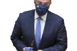 κατατέθηκε στη Βουλή από τον υπουργό Οικονομικών Χρήστο Σταϊκούρα ο προϋπολογισμός του 2022