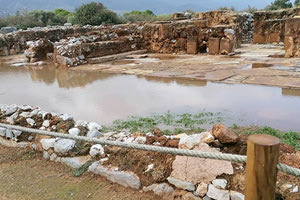 αντιπλημμυρικά έργα στους αρχαιολογικούς χώρους της Φαιστού και των Μαλίων