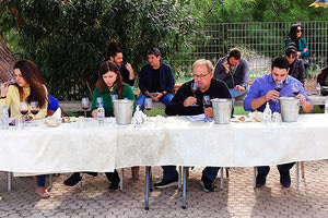 8ος Διαγωνισμός Κρασιού για ερασιτέχνες οινοποιούς, που διοργάνωσε ο Πολιτιστικός Σύλλογος Μονής