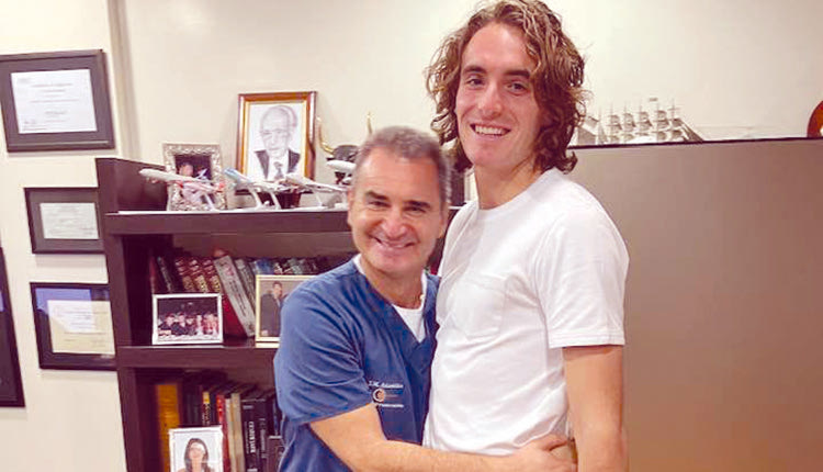 ΤΣΙΤΣΙΠΑΣ ΣΤΗΝ ΚΡΗΤΗ