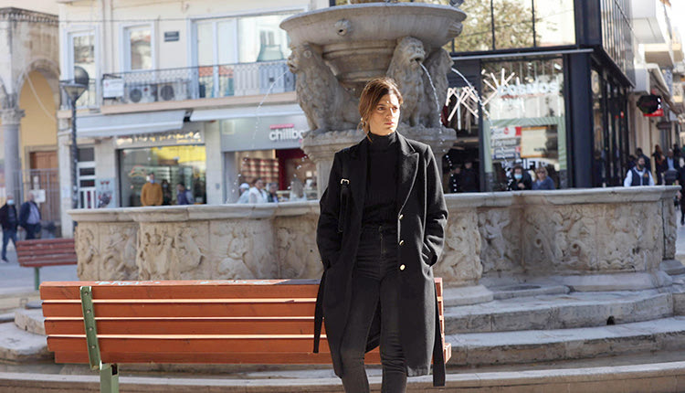 ΠΛΗΘΟΣ ΚΟΣΜΟΥ ΣΤΑ ΓΥΡΙΣΜΑΤΑ  Στο Ηράκλειο χθες πρωταγωνιστές του “Σασμού”