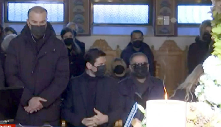 Σε κλίμα βαθιάς οδύνης έγινε χθες η κηδεία της Παρθένας Κουτμερίδου