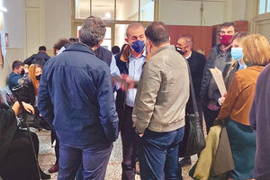 Κερδισμένοι βγήκαν και από την τελευταία μάχη τους στις αίθουσες των δικαστηρίων 130 ωφελούμενοι του Προγράμματος Κοινωφελούς Εργασίας σε διάφορους φορείς του Δημοσίου, καθώς διατηρούν τις θέσεις εργασίας τους τουλάχιστον μέχρι τον Απρίλιο του ‘22.