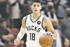 Ξαφνική ήταν η αποδέσμευση του Καλαϊτζάκη