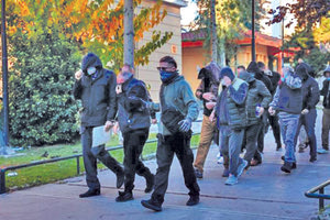 Στη φυλακή οδηγούνται τα 6 μέλη του κυκλώματος