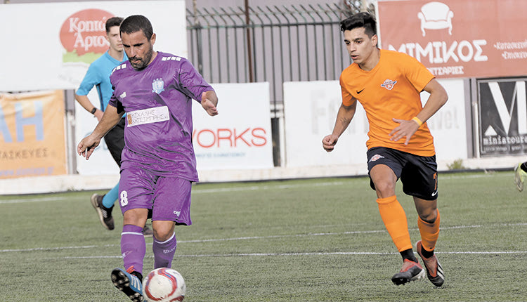   Ο Τσάτσος (αριστερά) σε μία προσπάθεια του στο χθεσινό ματς