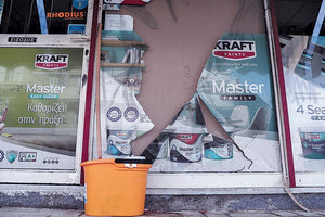 Ο δράστης είχε στήσει καρτέρι στο θύμα, μπροστά στο κατάστημα της μητέρας του στη Γλυφάδα