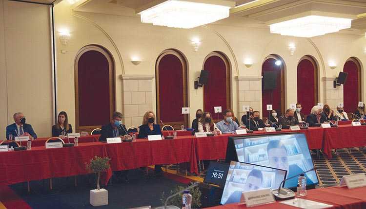 ΒΡΑΒΕΙΑ: ΣΥΝΔΕΣΜΟΣ ΤΟΥΡΙΣΤΙΚΩΝ & ΤΑΞΙΔΙΩΤΙΚΩΝ ΓΡΑΦΕΙΩΝ ΚΡΗΤΗΣ