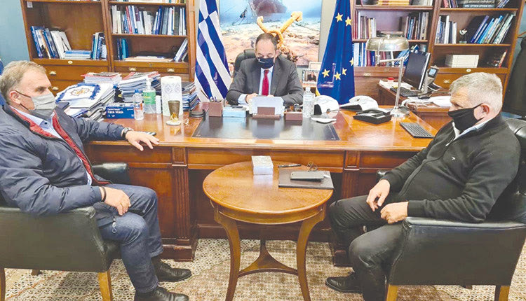 Τα αγροτικά προβλήματα τέθηκαν υπόψη του Υπουργού Ναυτιλίας, με αφορμή τις πρόσφατες κινητοποιήσεις της ΠΝΟ