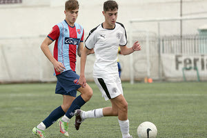 Στιγμιότυπο από την αναμέτρηση της Κ17 του ΟΦΗ με τον Πανιώνιο