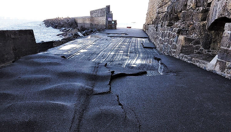 ΚΟΥΛΕ Η «Κάρμελ» ξήλωσε τον τάπητα…