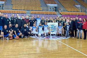 Τρίποντα αλληλεγγύης από τους ένστολους