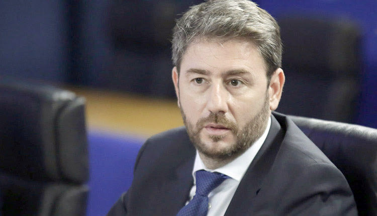 Ανδρουλάκης: “Καταστροφικές παλινωδίες της κυβέρνησης στην αντιμετώπιση της πανδημίας”