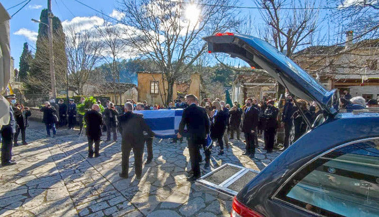 κηδεια παπούλια