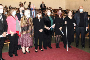 Η Πρόεδρος της Δημοκρατίας βράβευσε τον “Αιματοκρήτη”