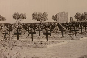 Το παλιό νεκροταφείο στο Ατσαλένιο όπου έγινε το γήπεδο του ΠΟΑ