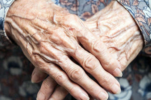 ηλικιωμένη