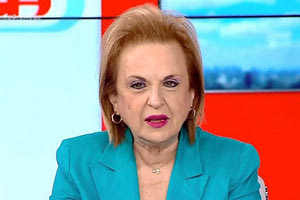 ματινα παγωνη