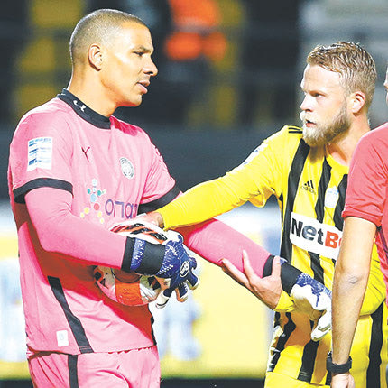 Μόνο με τον Βάτερμαν στο τέρμα πάει ο ΟΦΗ στην Τρίπολη