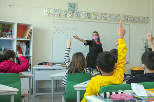 ΤΙ ΕΙΣΗΓΟΥΝΤΑΙ ΟΙ ΕΙΔΙΚΟΙ Μέχρι την Πέμπτη η απόφαση για τα σχολεία