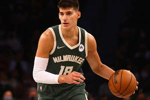 Στους Θάντερ με 10ήμερο συμβόλαιο ο Καλαϊτζάκης