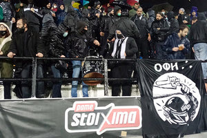 Να απέχουν από τις εξέδρες αποφάσισαν τα μέλη της Λέσχης Ομιλοφρενών «Μανώλης Ρασούλης»