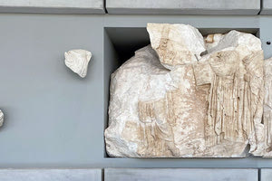 ΕΠΙΣΤΡΟΦΗ ΘΡΑΥΣΜΑΤΩΝ ΤΩΝ ΓΛΥΠΤΩΝ ΤΟΥ ΠΑΡΘΕΝΩΝΑ