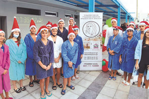 Αθλητές και αθλήτριες των Δελφινιών που πήραν μέρος στην εκδήλωση