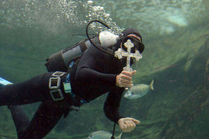 Εντυπωσιακός ο Αγιασμός στο Ενυδρείο Κρήτης