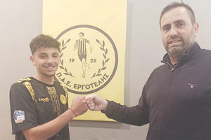 Ο Νικολακάκης με τον Γιώργο Τουτζάρη