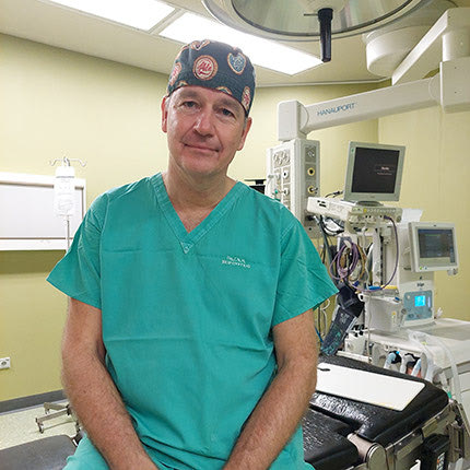 Ο διευθυντής της Κλινικής, καθηγητής Γενικής Χειρουργικής-Χειρουργικής Ογκολογίας, κ. Eelco de Bree