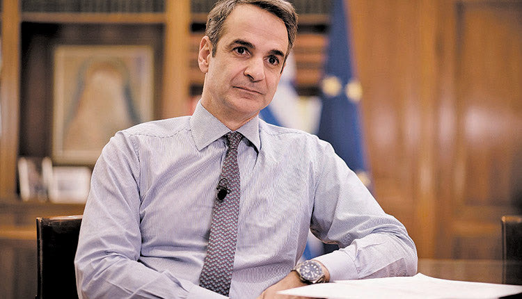 Όπως ανέφερε ο πρωθυπουργός, μέχρι τώρα έχουν οργανωθεί και διατεθεί 94.000.000 τεστ σε 7.800.000 πολίτες.