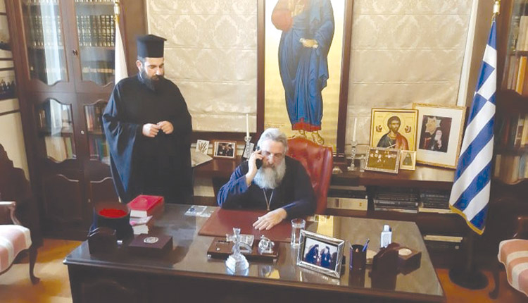Ο Σεβασμιότατος Ευγένιος δέχεται καταιγισμό συγχαρητηρίων τηλεφωνημάτων... Η συγκίνηση και η χαρά του δεν περιγράφονται