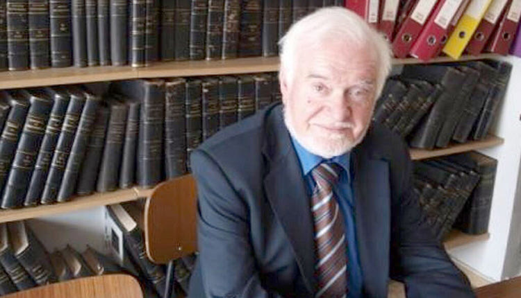 Την τελευταία του πνοή άφησε χθες το πρωί ο πρώην προέδρος του ΕΦΕΤ, Νίκος Κατσαρός. 