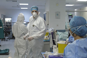 42 ΑΣΘΕΝΕΙΣ ΣΤΗΝ ΚΡΗΤΗ: Στα όριά τους οι ΜΕΘ