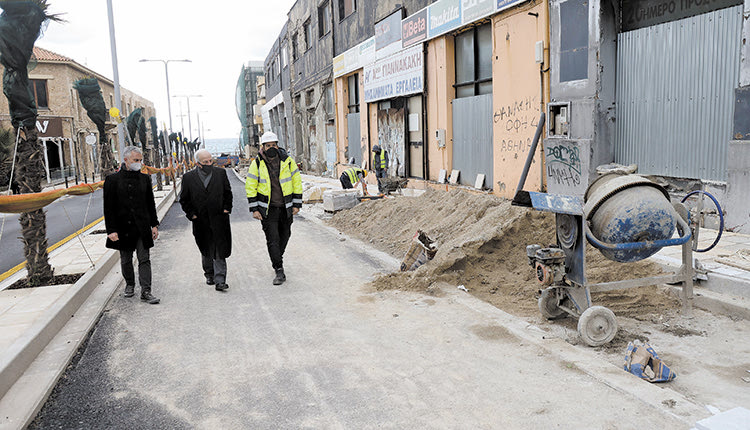 Στα εργοτάξια της ανάπλασης ο δήμαρχος Ηρακλείου
