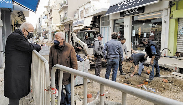 Στα εργοτάξια της ανάπλασης ο δήμαρχος Ηρακλείου