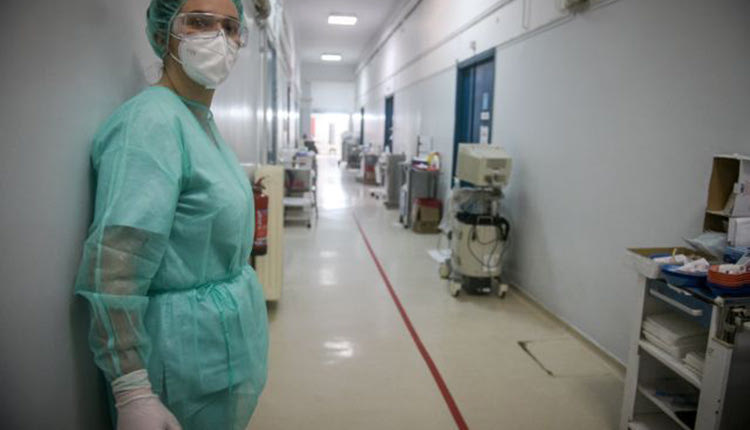 Εξαντλημένοι από την πανδημία οι ειδικευόμενοι στο ΠΑΓΝΗ